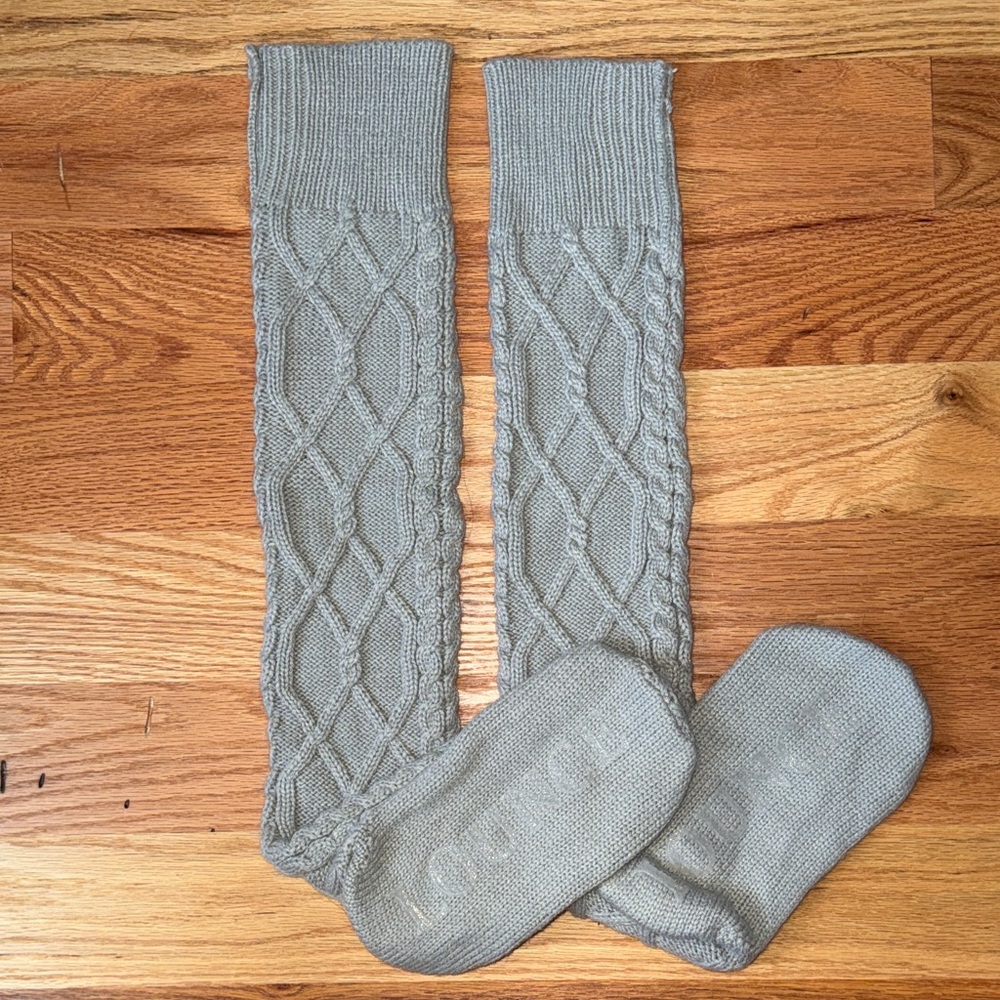 NWOT LOUNGE Grey Cable Knit Stockings